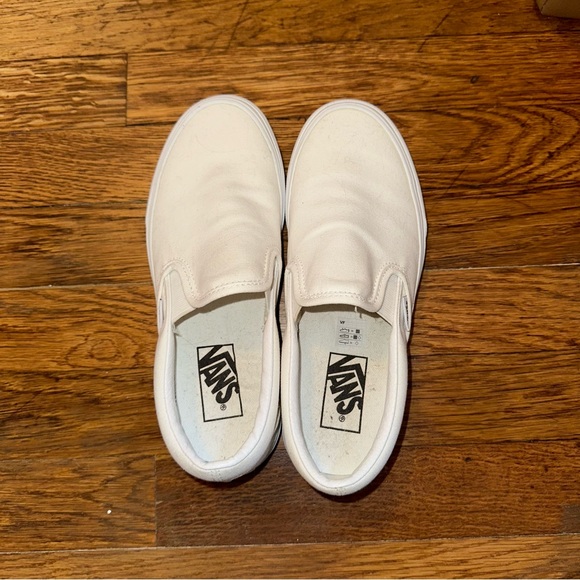 Slip on Vans Sneakers - Picture 3 of 3